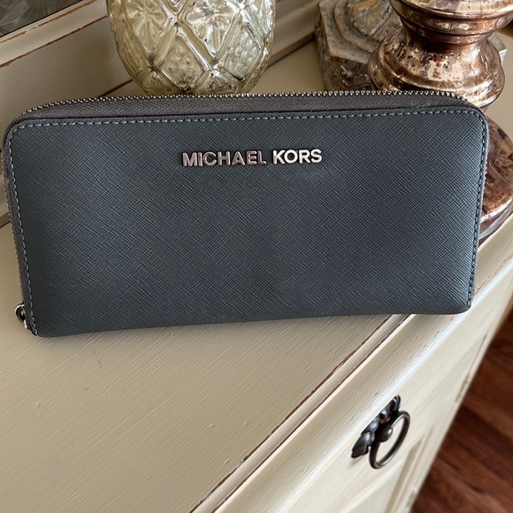 Michael Kors zip around wallet